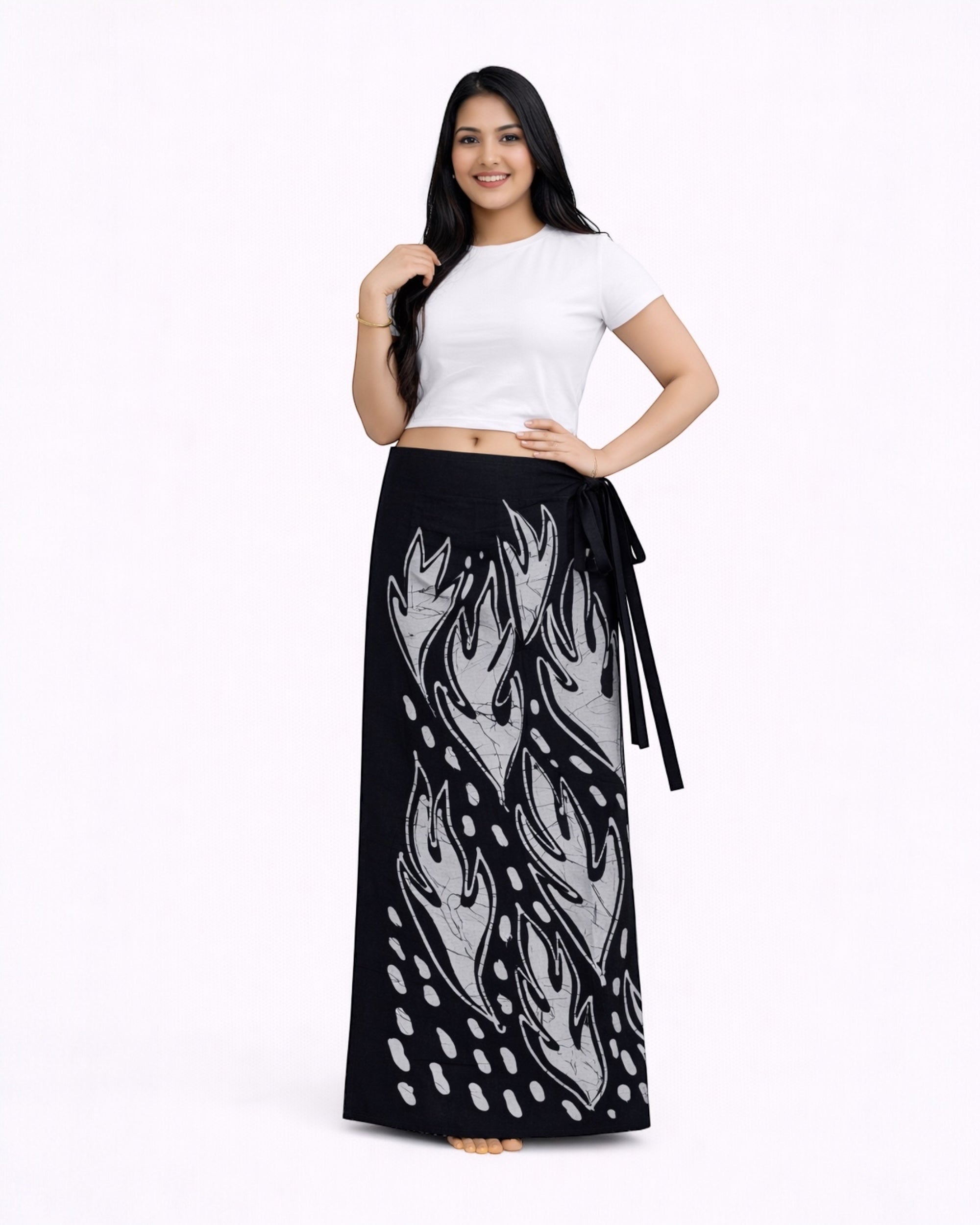 Midnight Leaf Women’s Batik Lungi