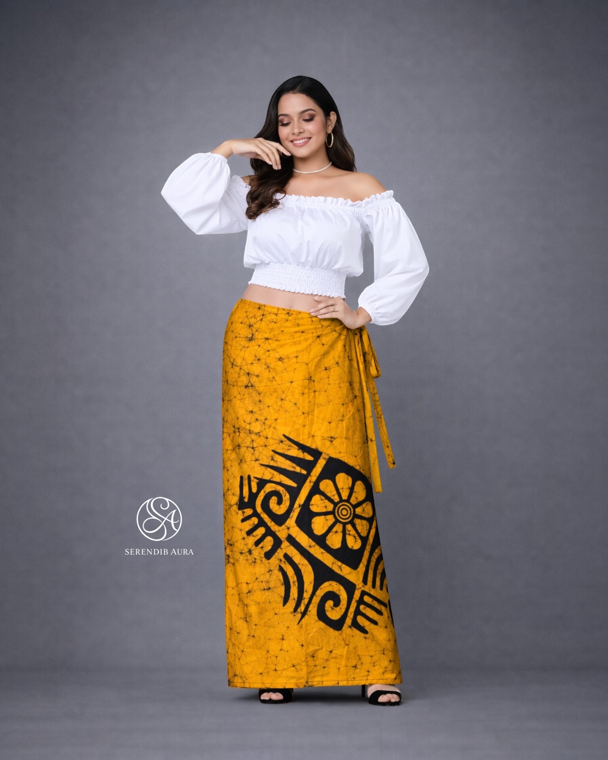 Golden Motif Women’s Batik Lungi